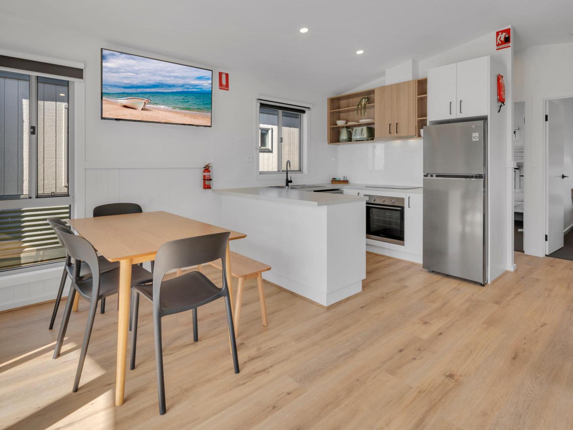Big4 Ingenia Holidays Queenscliff Beacon Экстерьер фото