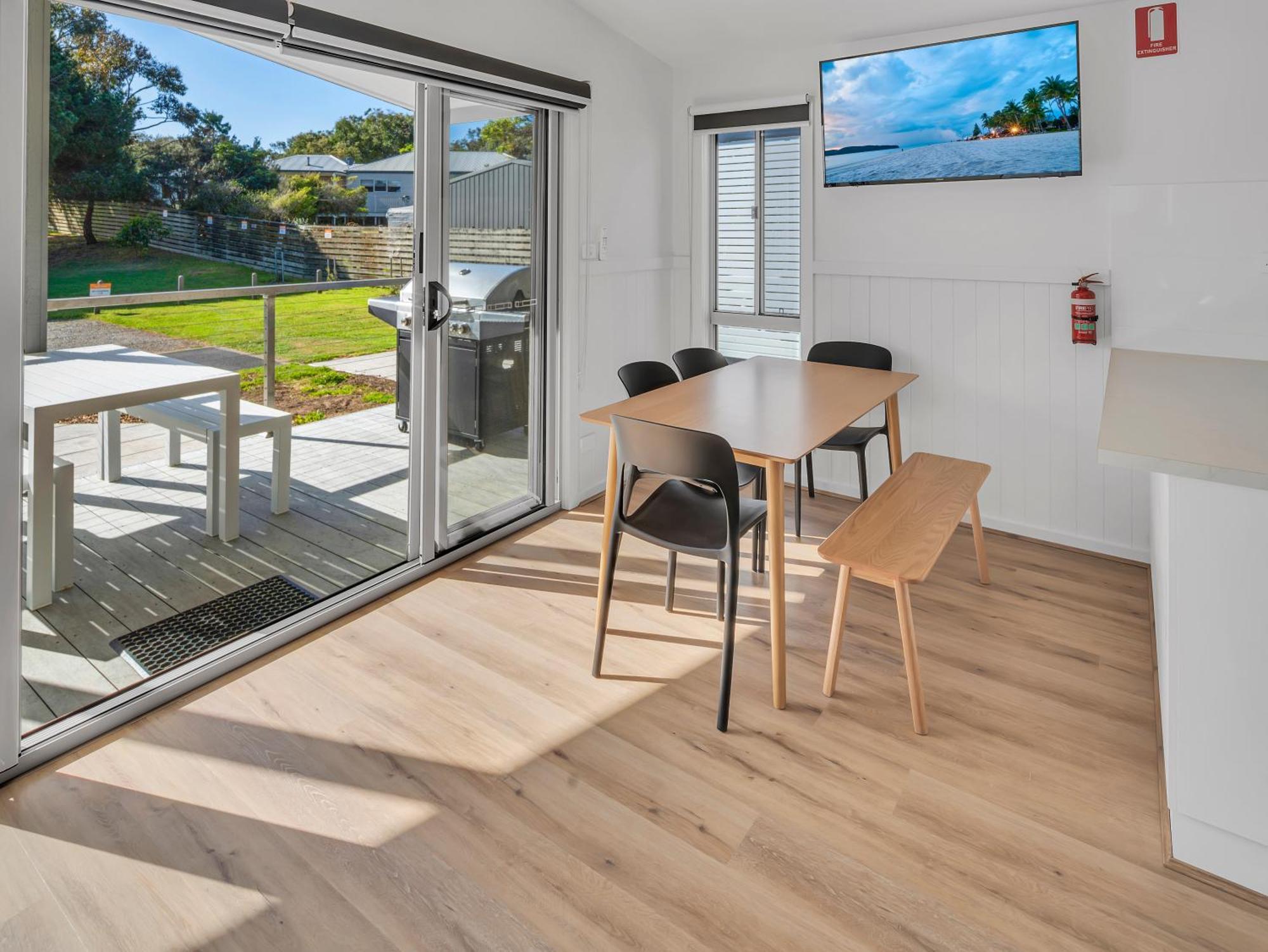 Big4 Ingenia Holidays Queenscliff Beacon Экстерьер фото